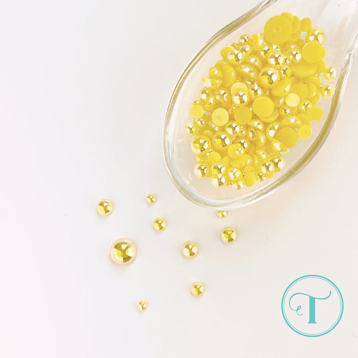 Luminous Lemon Baubles